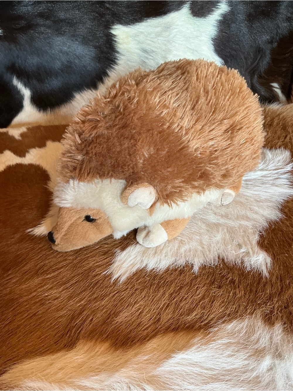 Hedgehog Plush The Petting Zoo Recycles 12" Soft Bead Eyes Plastic Nose